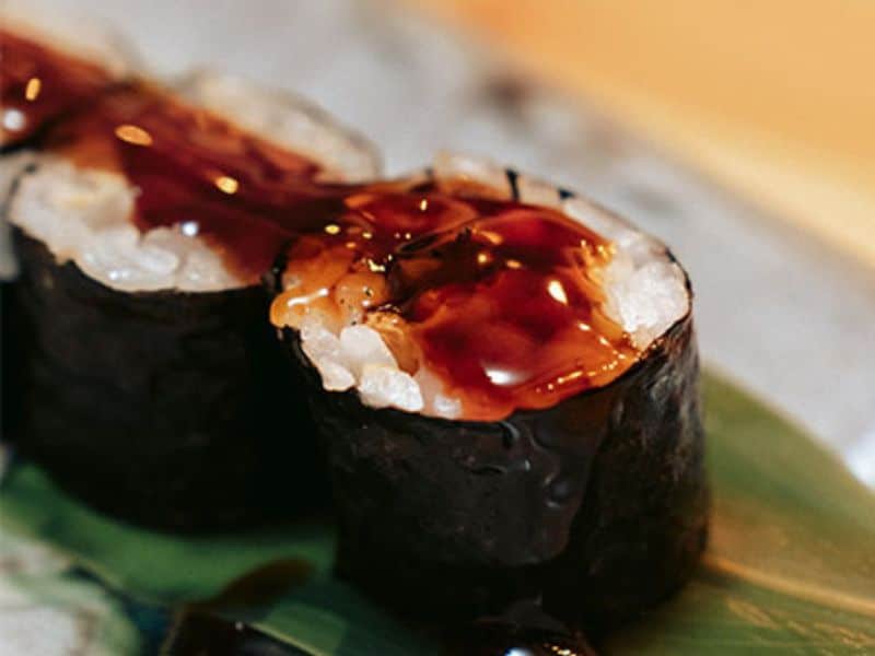 É seguro comer sushi durante a gravidez?